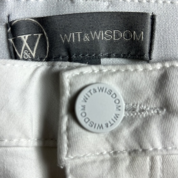 {WIT & WISDOM} White High Rise Ankle Skimmer Jean - Picture 7 of 12